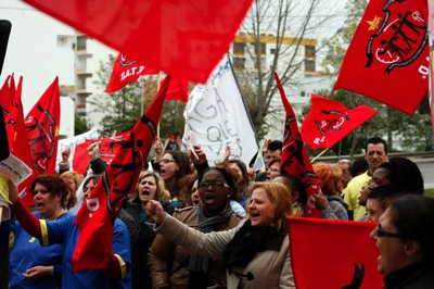 trabalhadores_conforlimpa_greve_concentracao