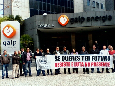 TRABALHADORES DA PETROGAL DISCUTEM GREVE PELO AUMENTO DOS SALÁRIOS!