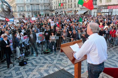 MILHARES DE TRABALHADORES DE NORTE A SUL POR UMA ALTERNATIVA DE ESQUERDA E SOBERANA!