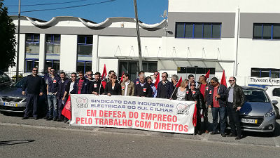 TRABALHADORES DA THYSSENKRUPP ELEVADORES VOLTAM À GREVE